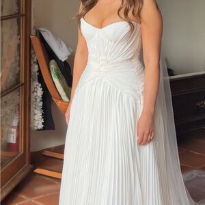 Strapless White Pleated Wedding Dress with Knotted Waist